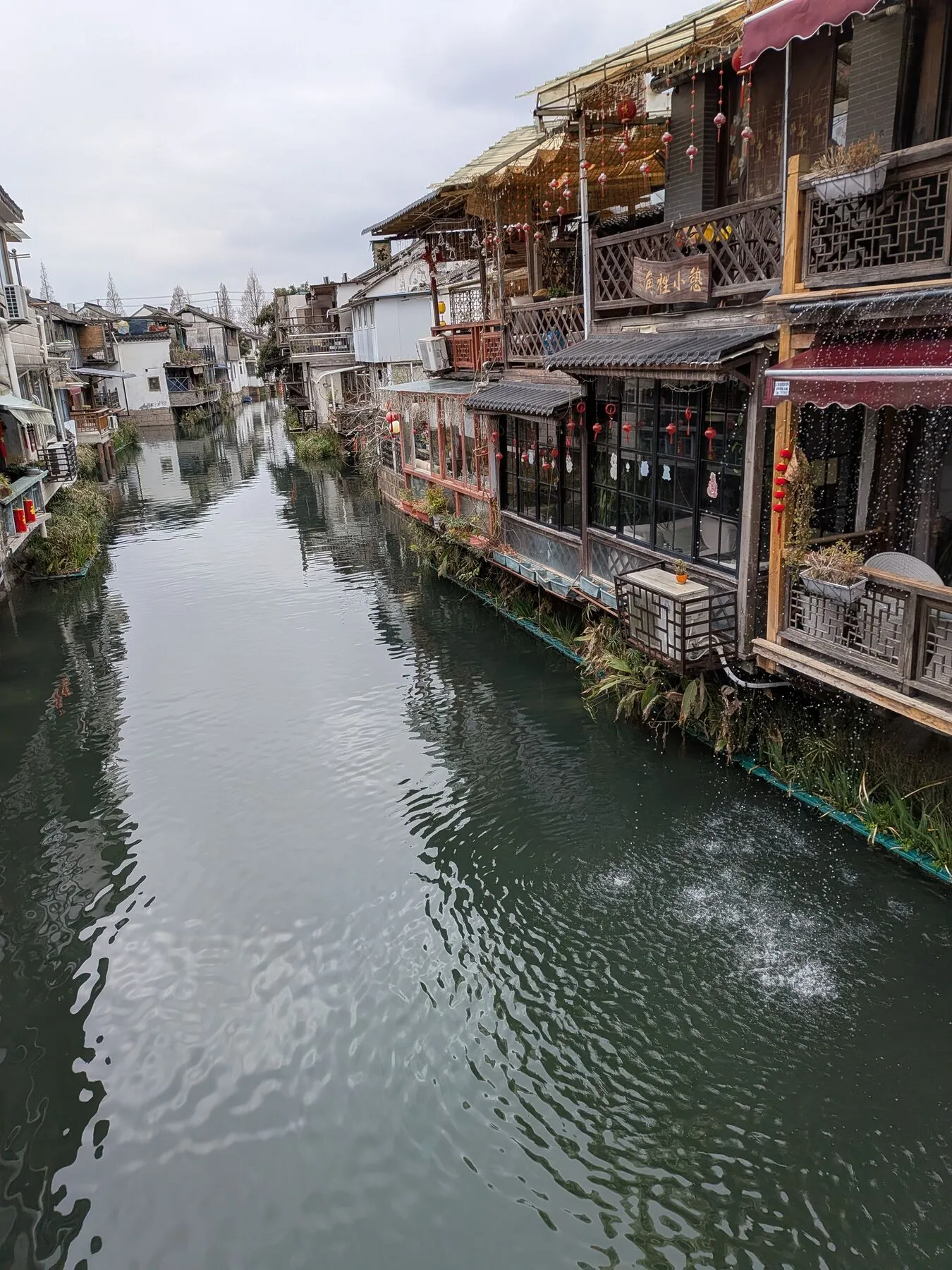 View from the Fangsheng bridge