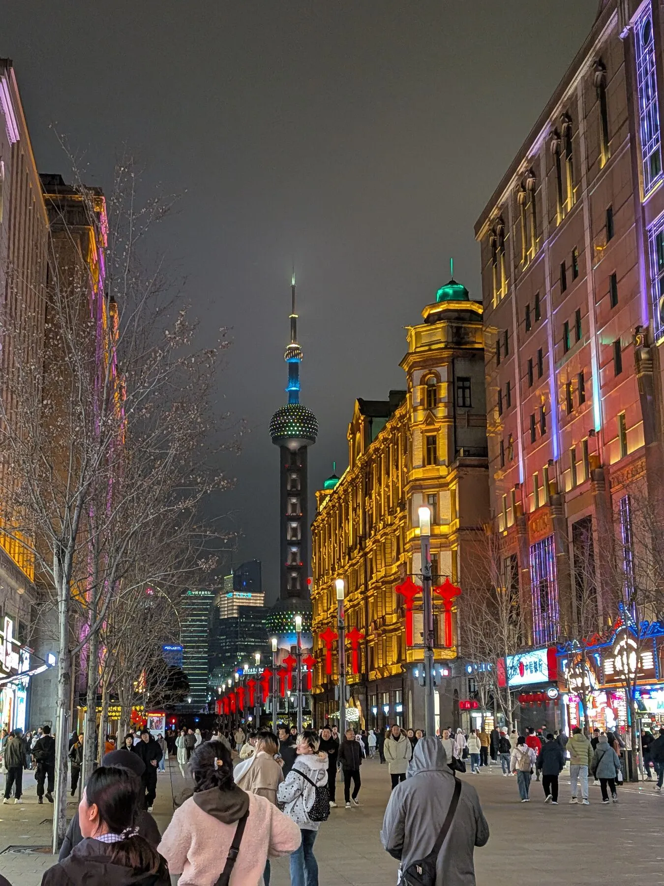 Passing through the stores of Nanjing Road